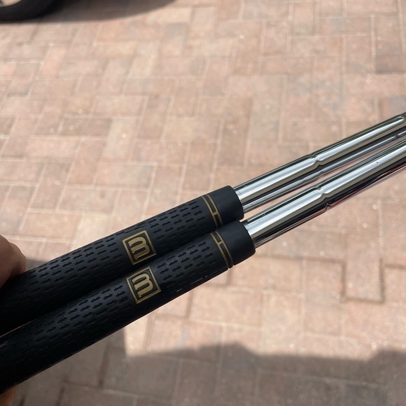 Wilson system 1200 pitching and sand wedge 
Set in right hand - Picture 4 of 5